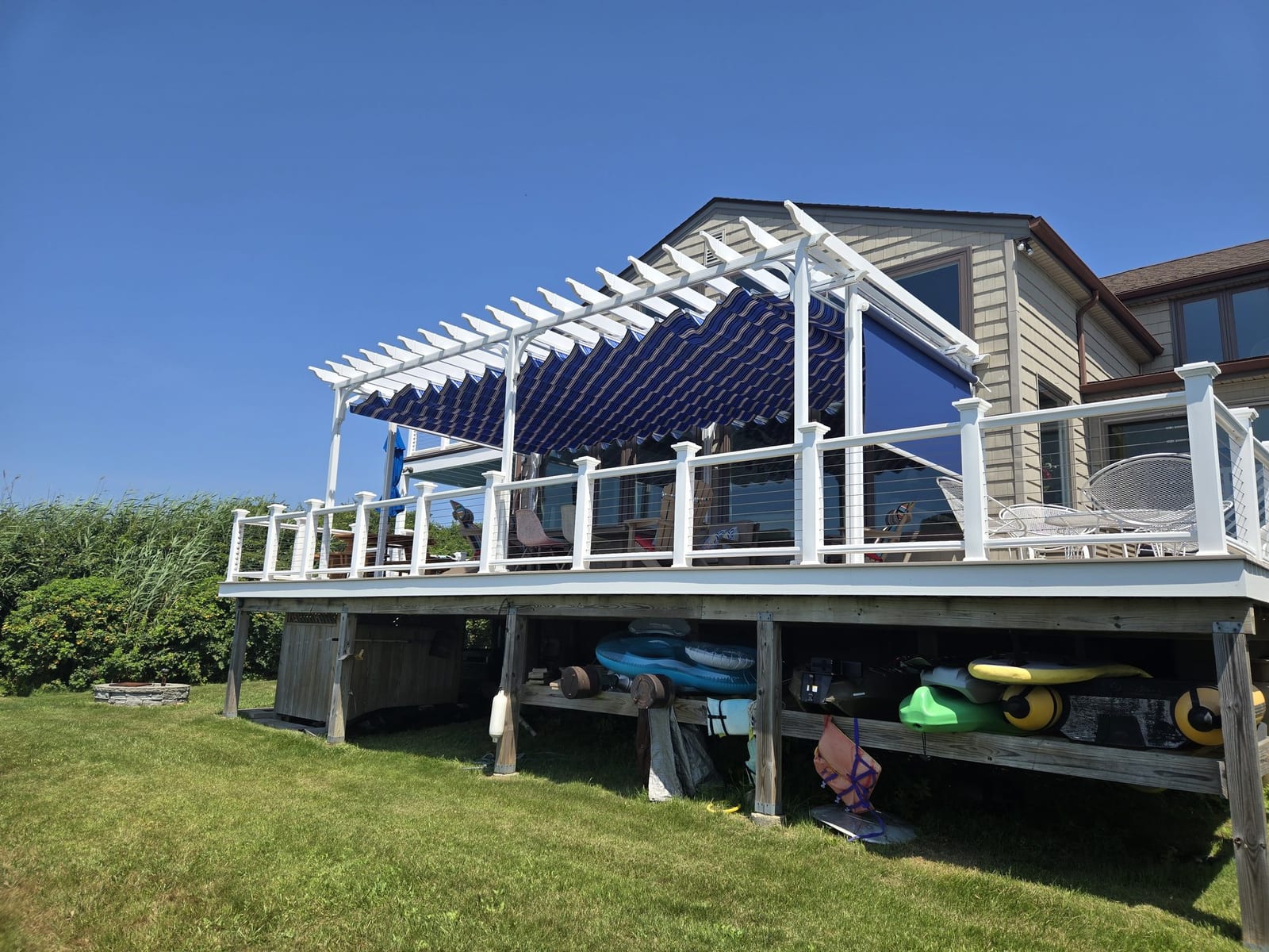 Custom pergola installation